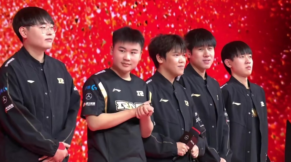 她都能坦然 她都能坦然