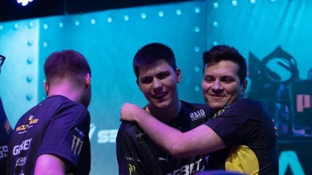 重新调整策 重新调整策