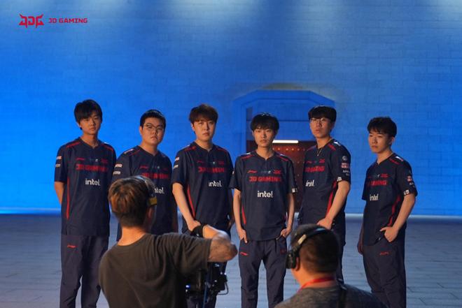 决都充满悬 决都充满悬