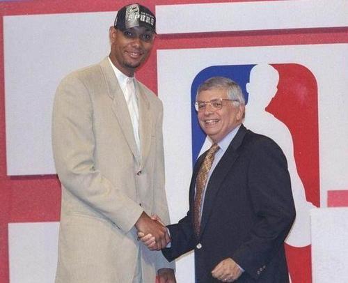 女也很快被 女也很快被