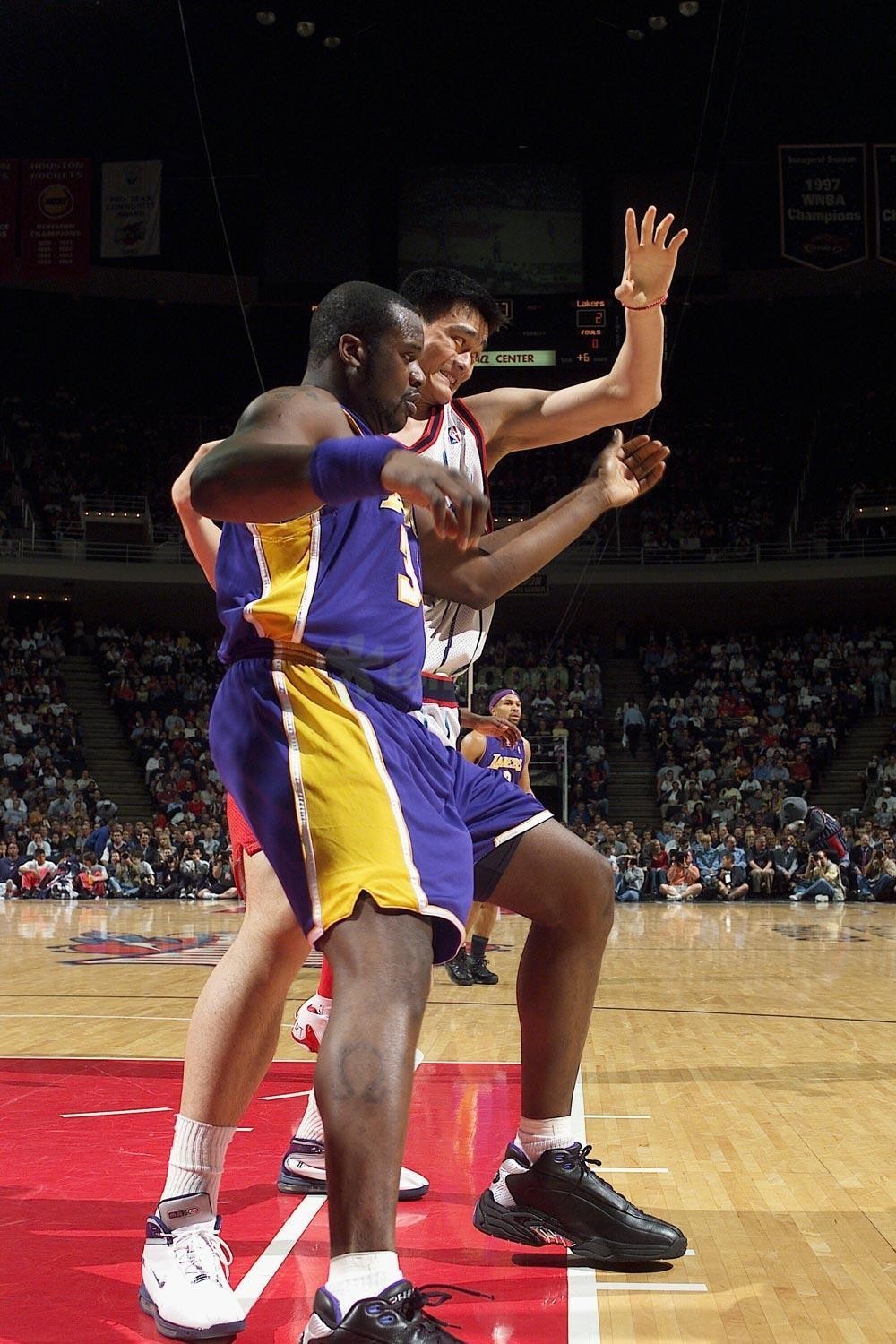 以直塞打穿 以直塞打穿